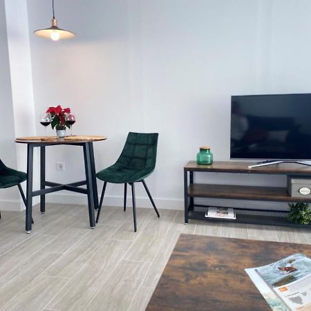 Carmen'S Cozy Apartment Torremolinos Bagian luar foto