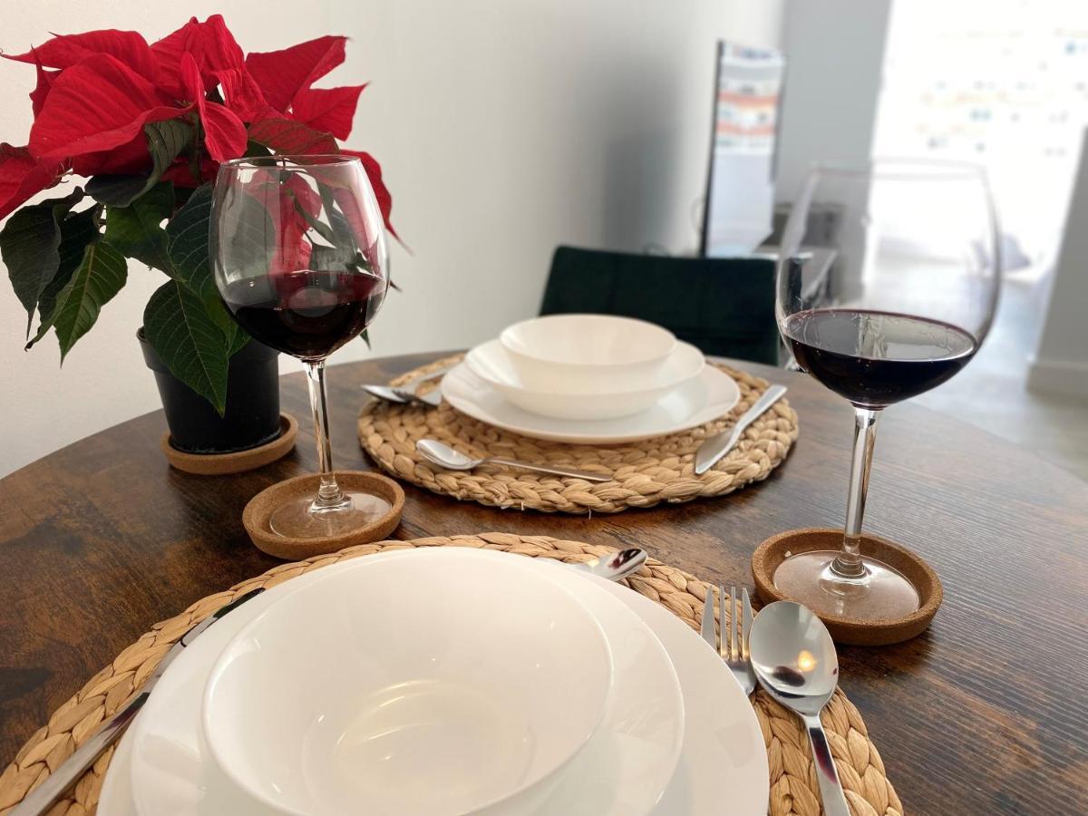 Carmen'S Cozy Apartment Torremolinos Bagian luar foto