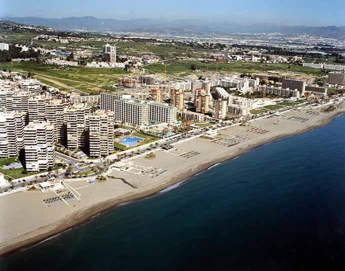 Carmen'S Cozy Apartment Torremolinos Bagian luar foto